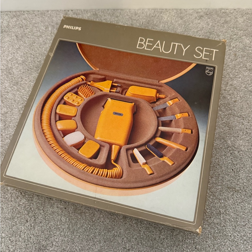 Philips Beauty Set with Accessories 1970s